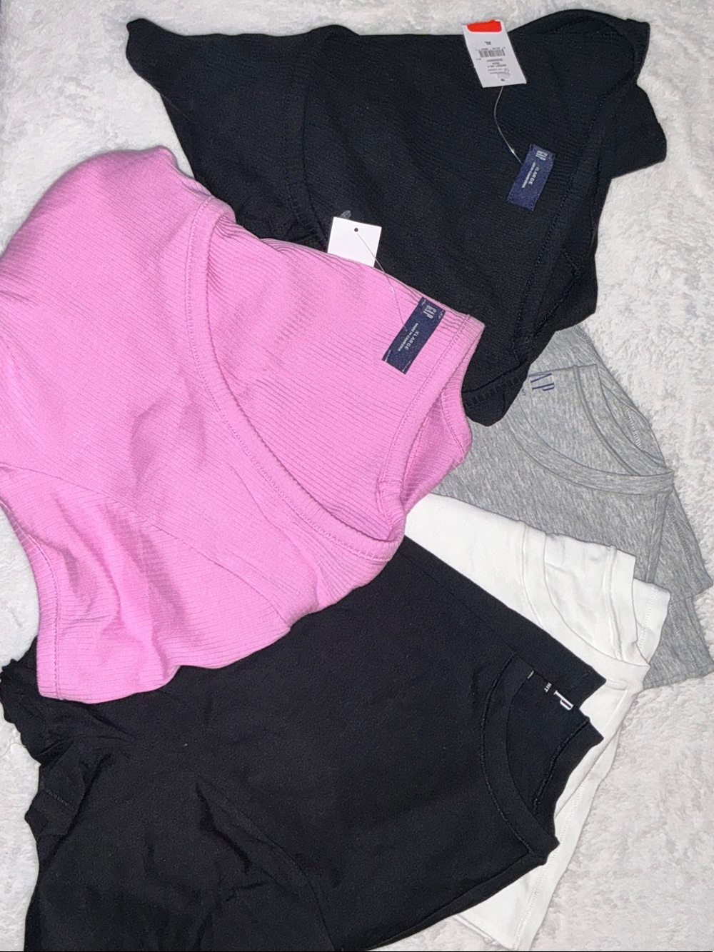 Gap 5 Shirts Bundle